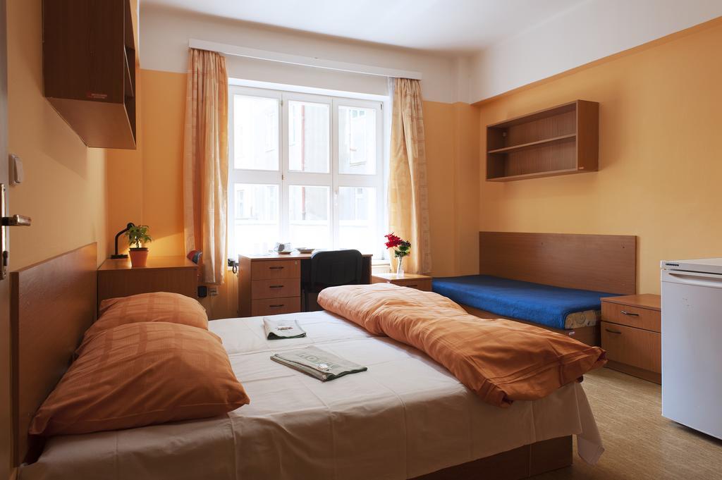 Roosevelt Hostel Prag Dış mekan fotoğraf
