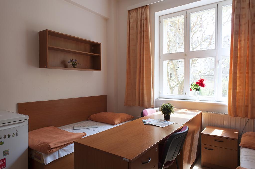Roosevelt Hostel Prag Dış mekan fotoğraf